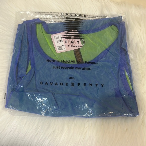 💚I Dare Hue Reversible Sleep Tank - Picture 4 of 8